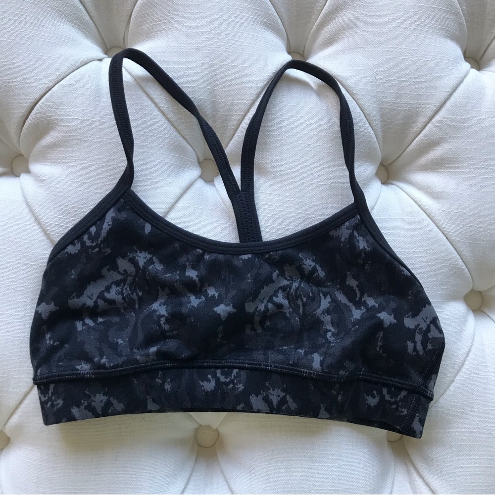 Lululemon Flow Y Sports Bra Size 2